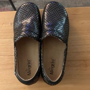 Algeria Keli Clogs size 42 Model is Kel-532.